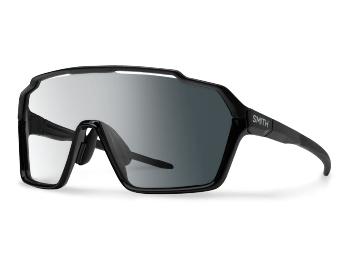 Smith Shift XL MAG in Black / ChromaPop Photochromic Clear To Gray