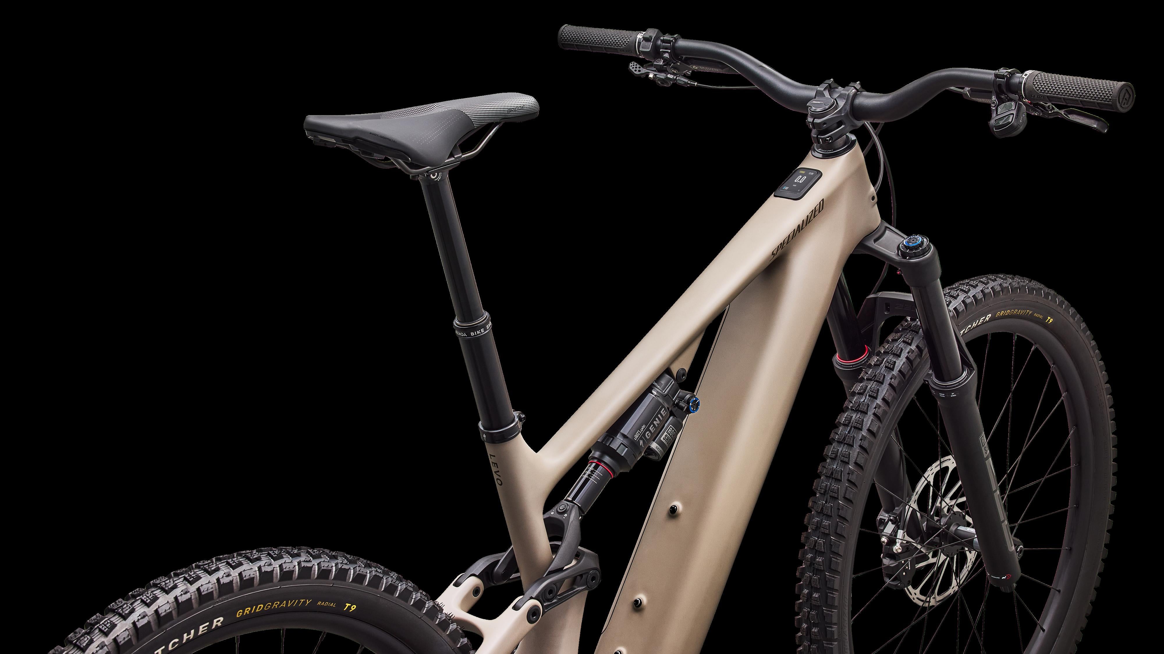 Turbo Levo 4 Expert MY2027 - Satin Sandstone Metallic / Burnt Gold Metallic