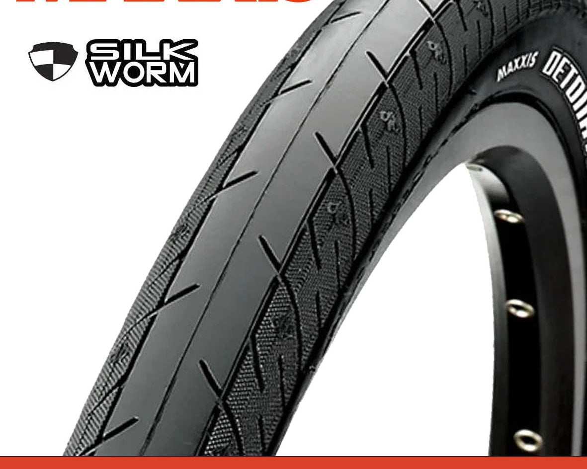 Maxxis Detonator Tyre - 26X1.50 - Wire 60 TPI at Spoke N Trail