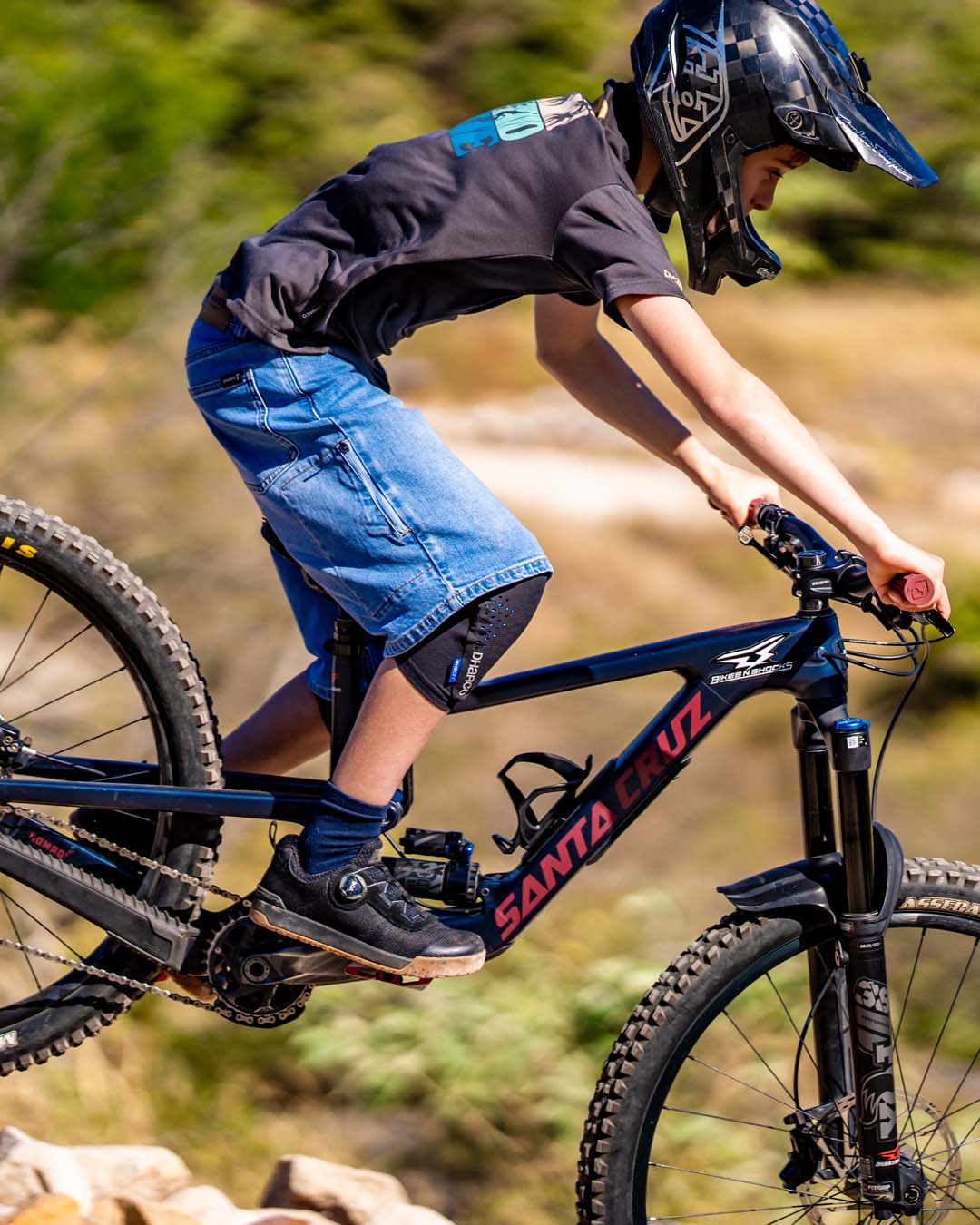 DHaRCO Youth Trail Knee Pad
