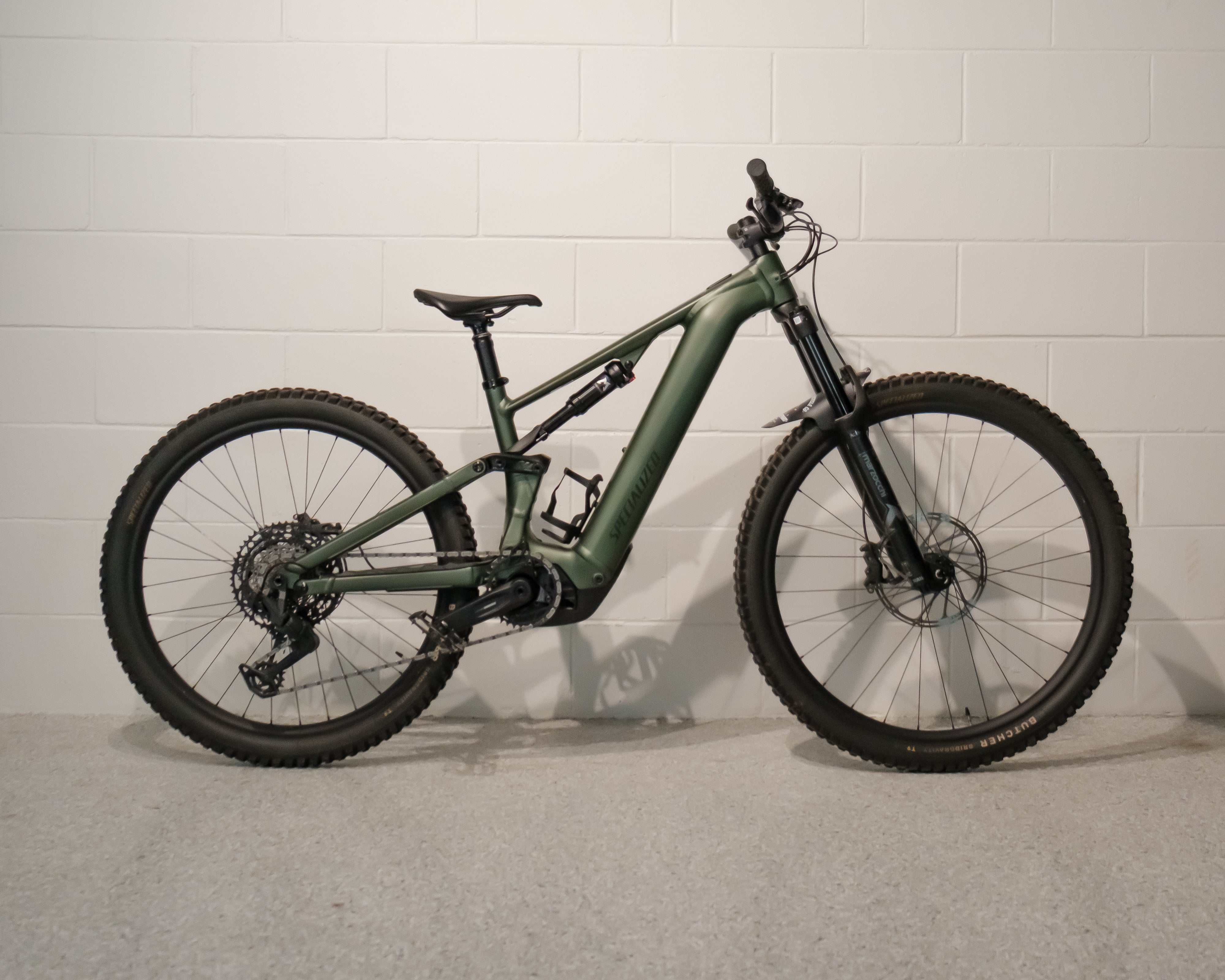 Ex-demo Specialized Turbo Levo 4 Alloy e-mountain bike, sizes S2 and S5 - Spoke N Trail Noosa (5 of 5)