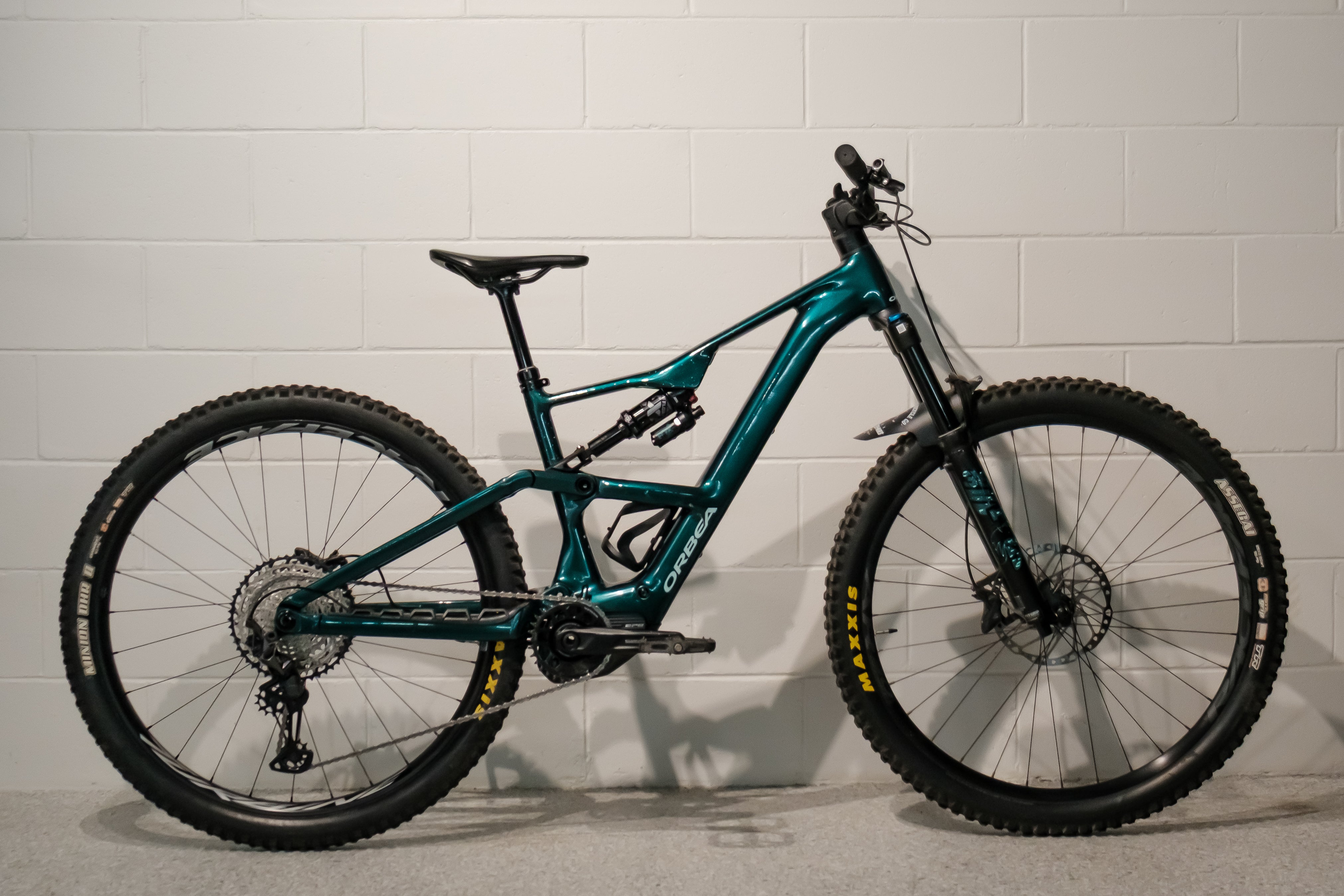 Ex-demo 2025 Orbea Rise LT H10 630W e-mountain bike, size Medium, Escape Green - Spoke N Trail Noosa (2 of 3)