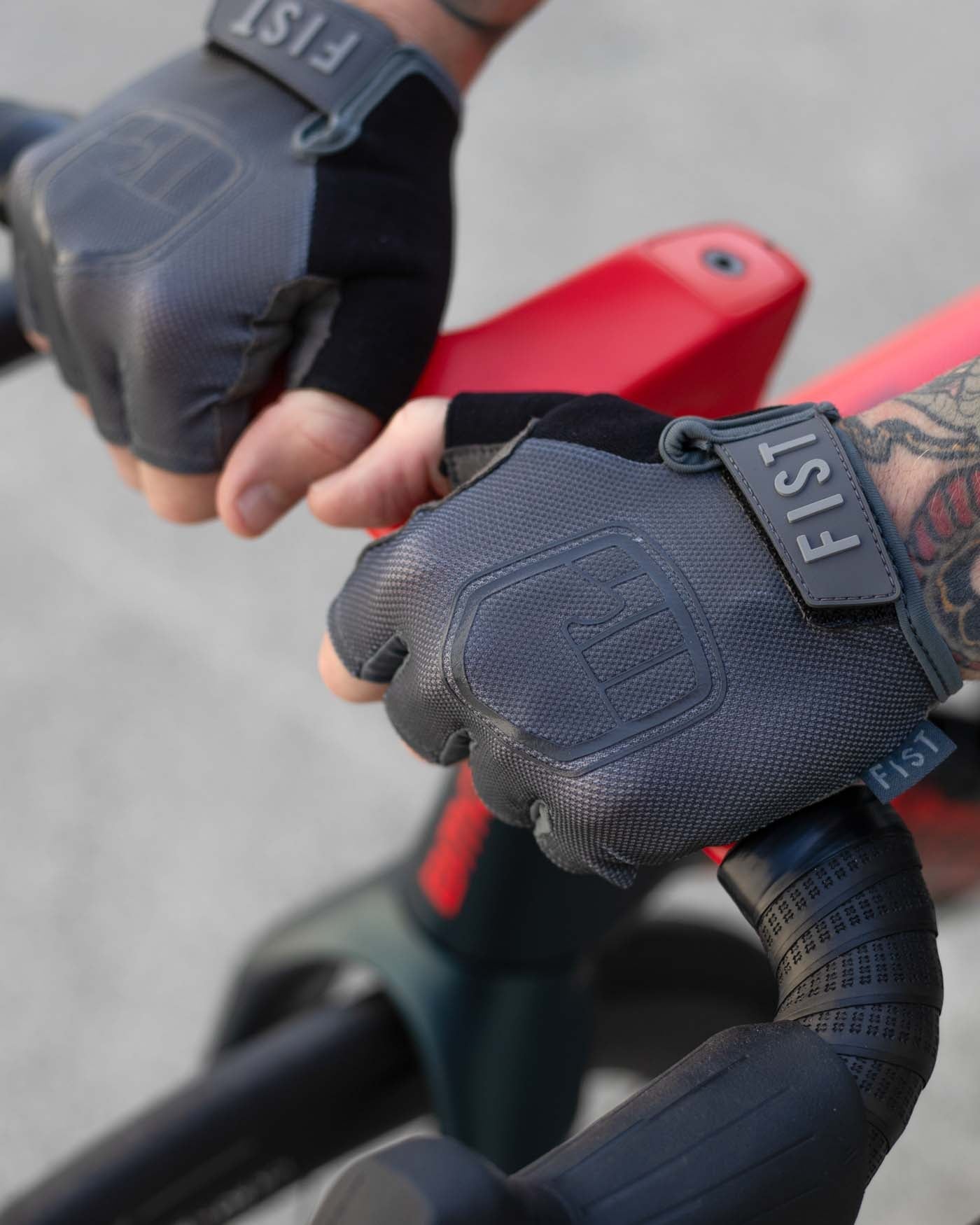 FIST Greyscale Bike Glove