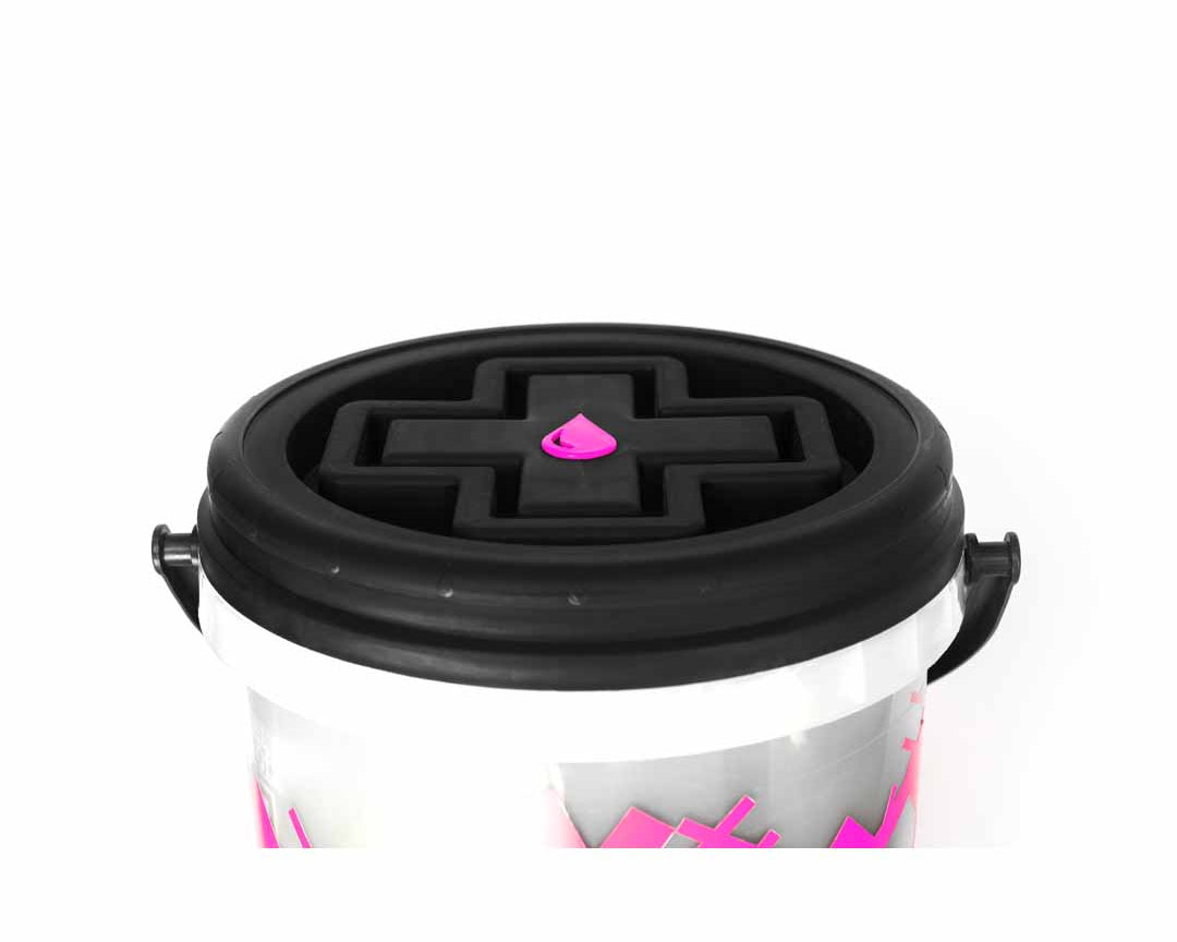 Muc-Off Bicycle Dirt Bucket With Filth Filter Bundle 11 Piece
