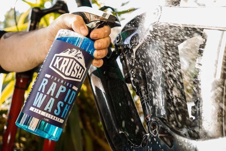 Krush Rapid Wash 1L in use