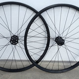 Specialized 29 Wheelset, 27mm inner width, 28h, 15x110mm &amp; 148mmx12mm Tubeless ready image 2